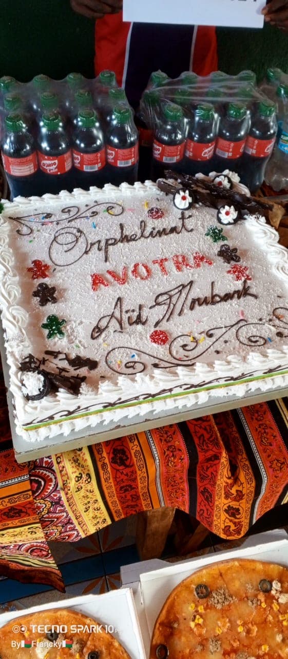 Gâteau d'Aïd pour l'orphelinat